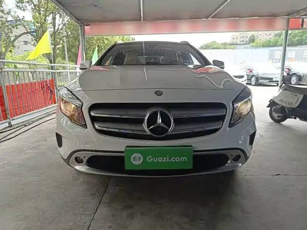 Mercedes-Benz GLA 2016