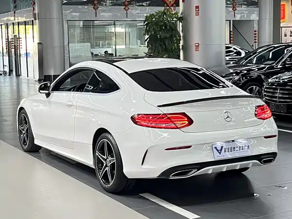 Mercedes-Benz C-Class 2018