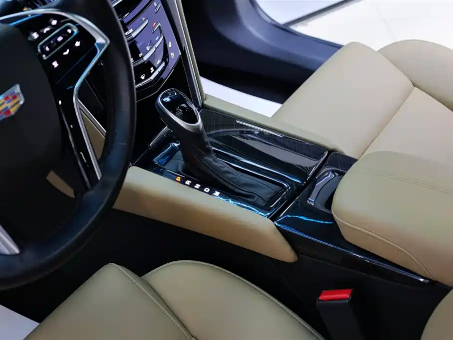 Cadillac XTS 2018 — фото 22