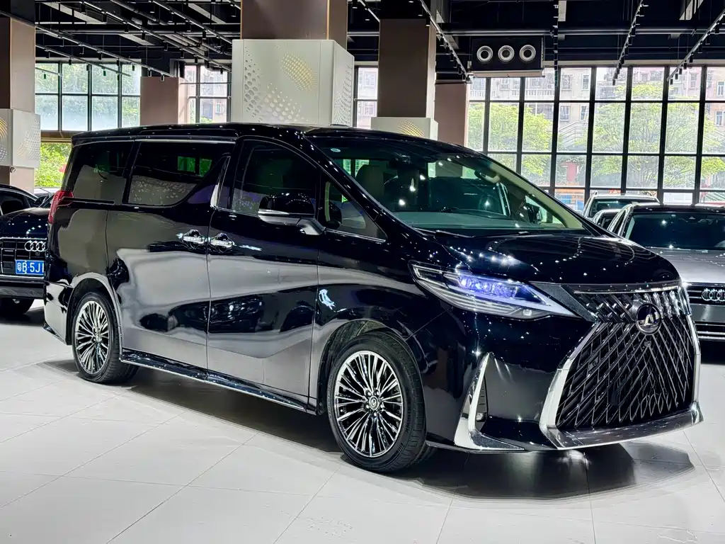 Toyota Vellfire 2021