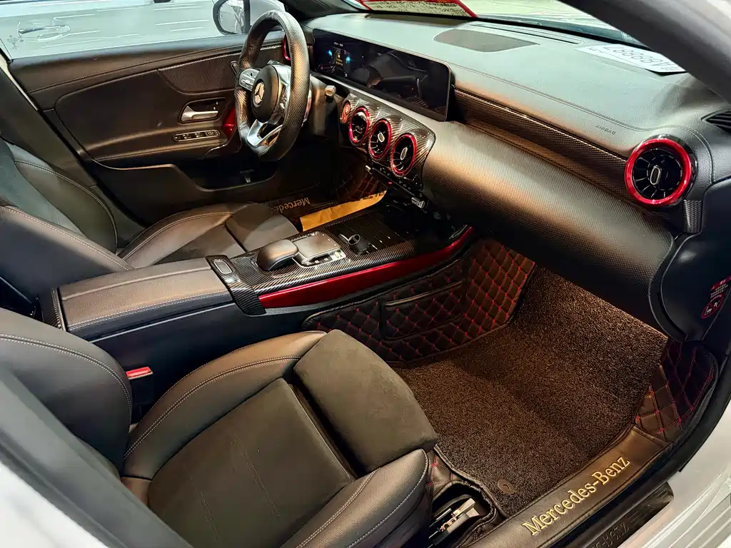Mercedes-Benz A-Class 2019 — фото 8