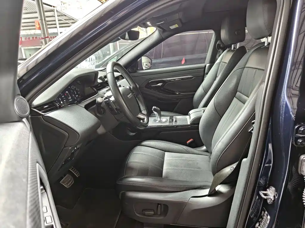 Land Rover Evoque 2020 — фото 15