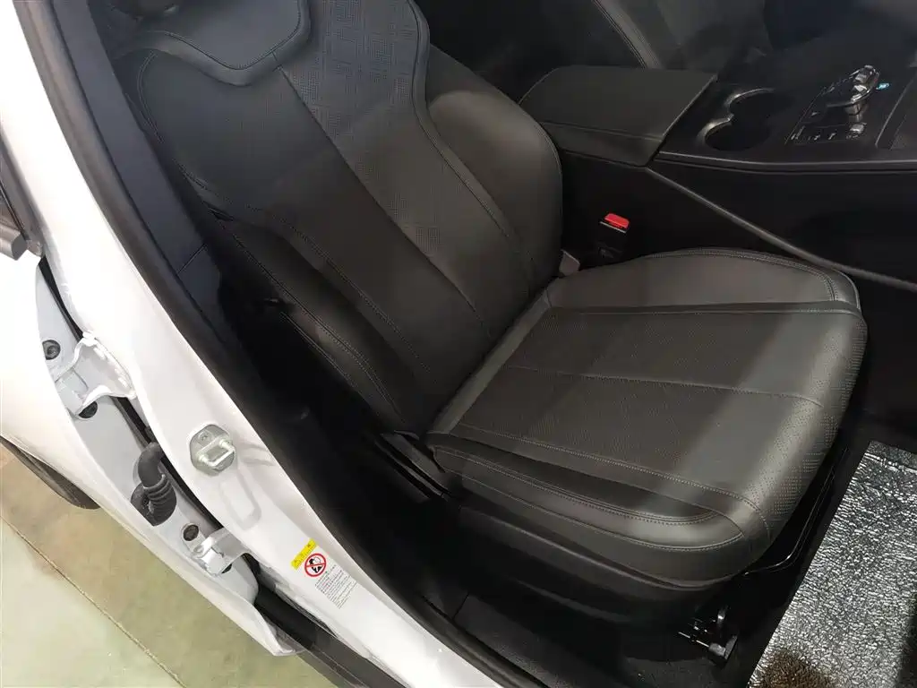 BYD Qin PLUS 2025 — фото 20