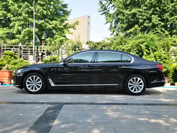 BMW 7 Series 2016