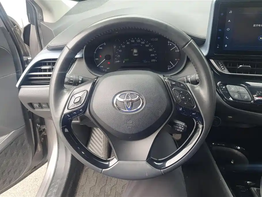 Toyota IZOA 2022 — фото 15