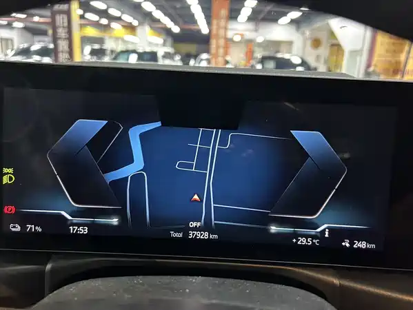BMW i3 2023
