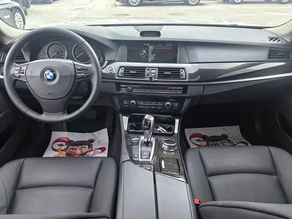 BMW 5 Series 2013 — фото 10