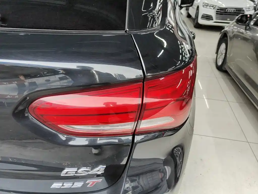 GAC Motor Trumpchi GS4 2018 — фото 8