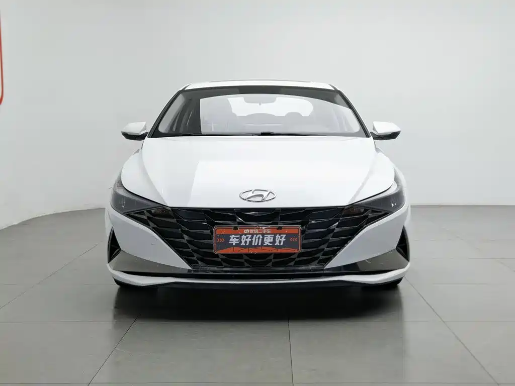 Hyundai Elantra 2021
