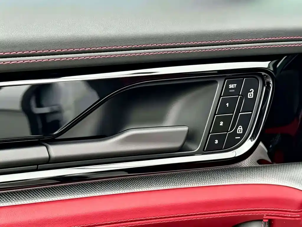 Porsche Panamera 2024 — фото 12