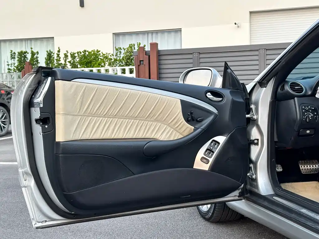 Mercedes-Benz CLK-Class 2007 — фото 24