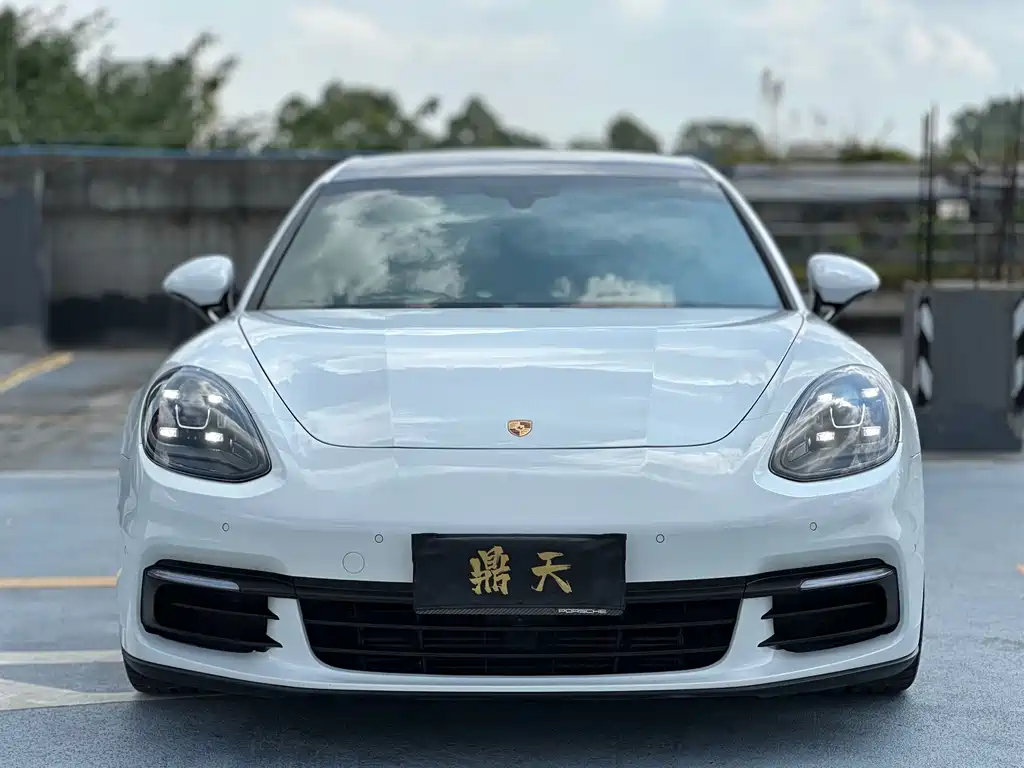Porsche Panamera 2019 — фото 2