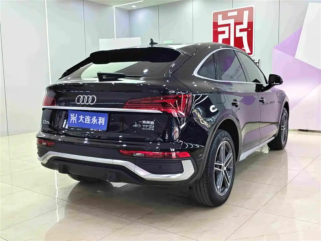 Audi Q5L Sportback 2021 — фото 4