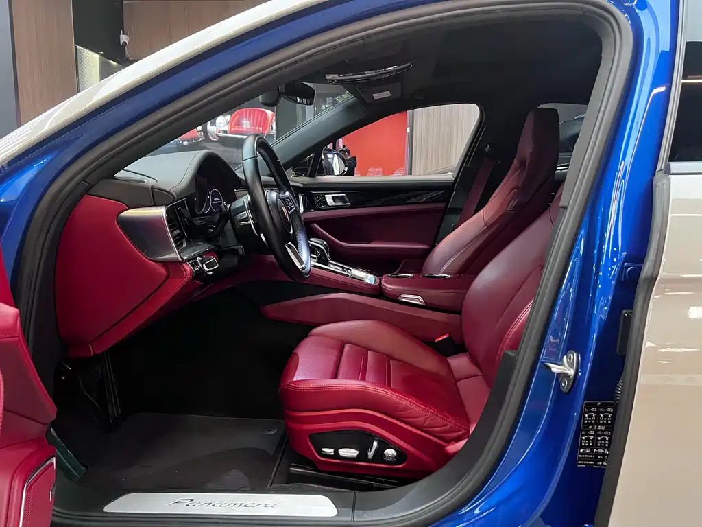 Porsche Panamera 2019