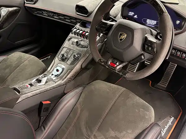Lamborghini Huracan 2014