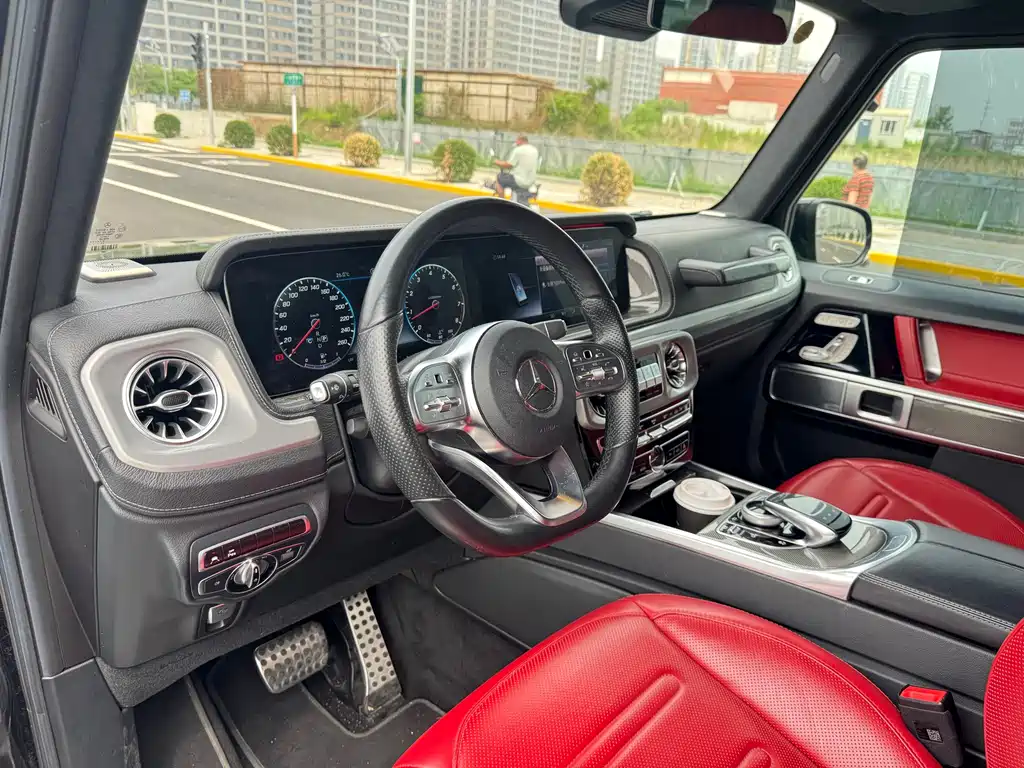 Mercedes-Benz G-Class 2023 — фото 13