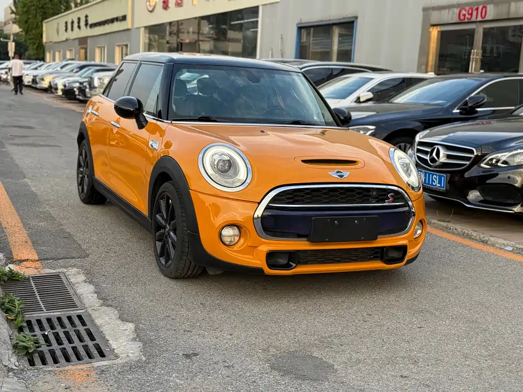 MINI MINI 2016
