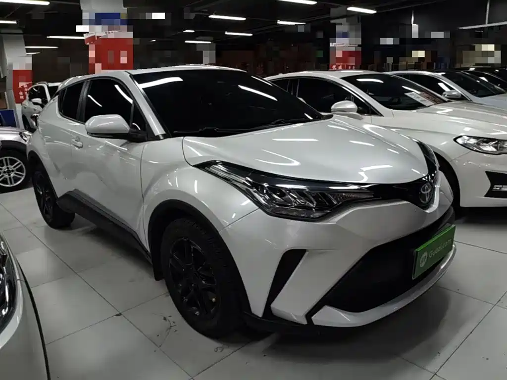 Toyota C-HR 2021 — фото 4