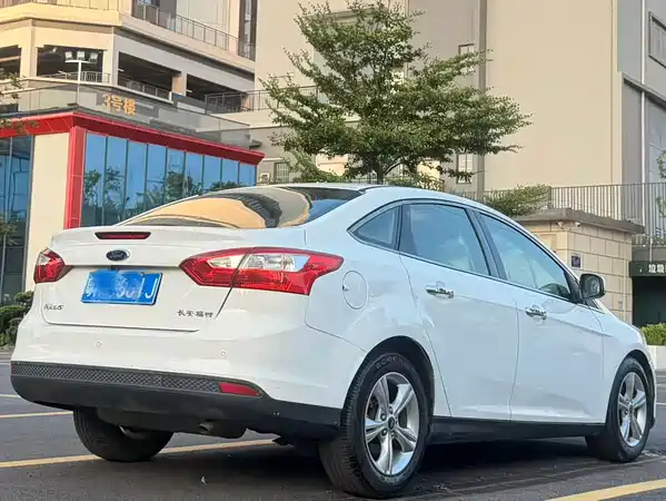 Ford Focus 2014