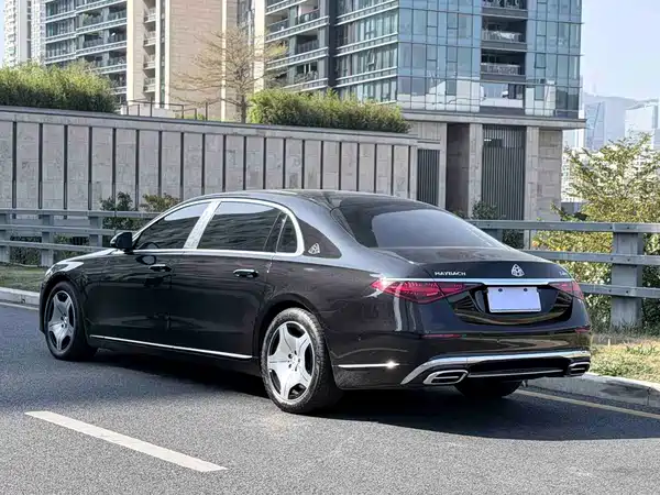 Mercedes-Benz Maybach S-Class 2023