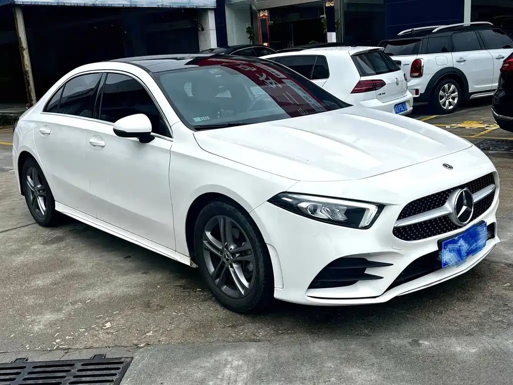 Mercedes-Benz A-Class 2021 — фото 3