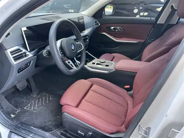BMW 3 Series 2025