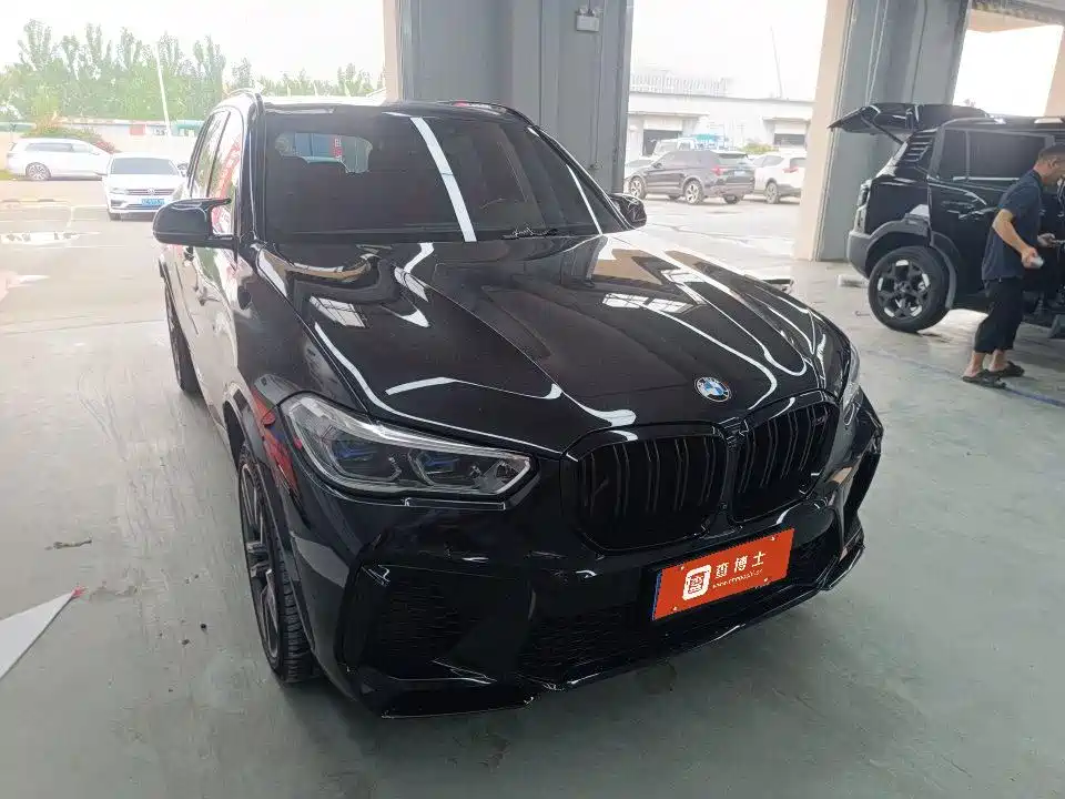 BMW X5 M 2022 — фото 3