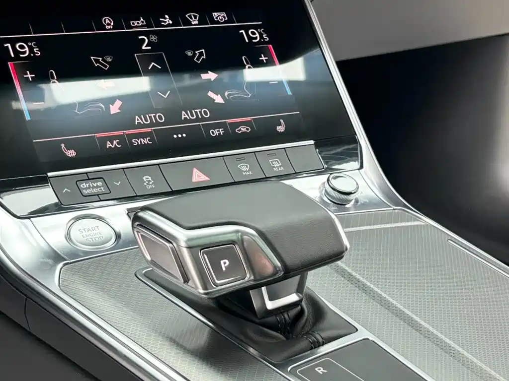 Audi A7 2020 — фото 12