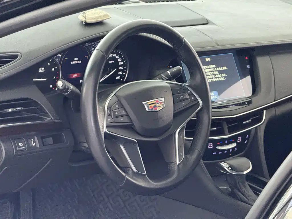 Cadillac CT6 2018 — фото 9