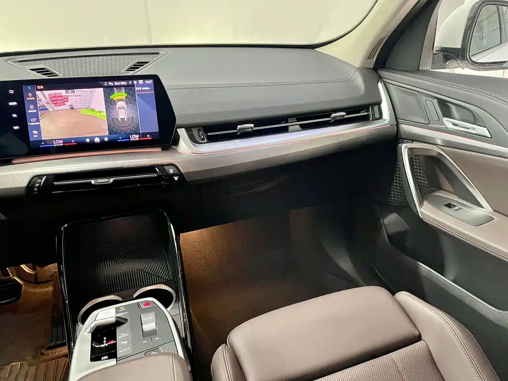BMW X2 2025 — фото 12