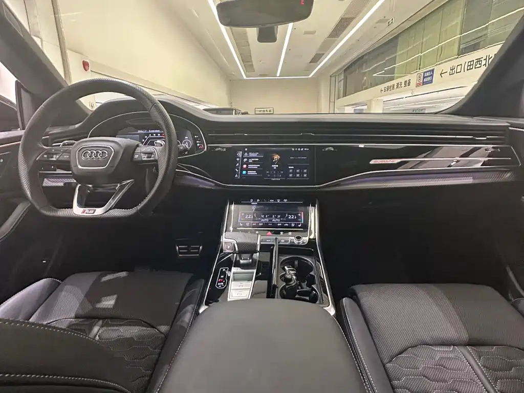 Audi RS Q8 2021