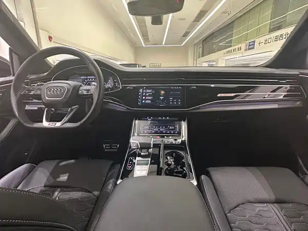 Audi RS Q8 2021