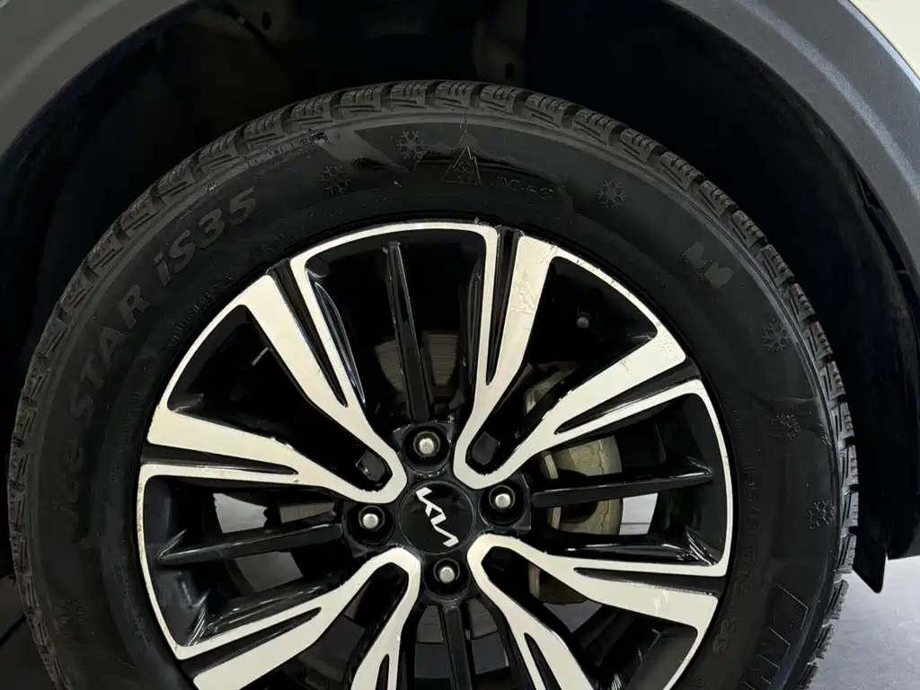 Kia KX1 2023 — фото 17