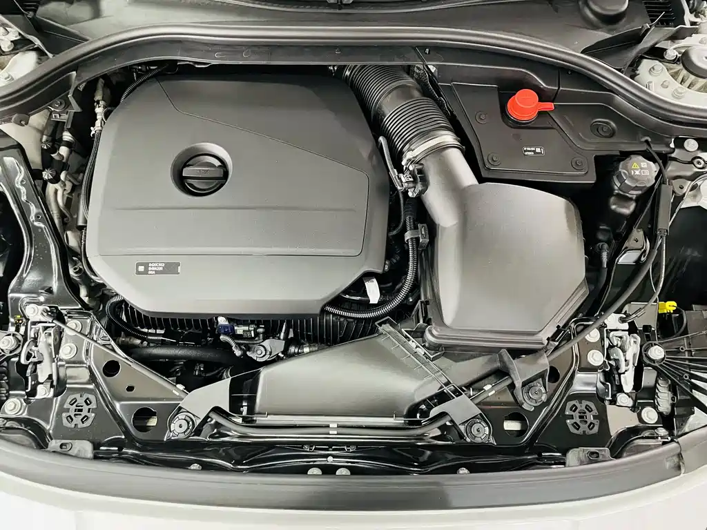 BMW 2 Series 2025 — фото 18