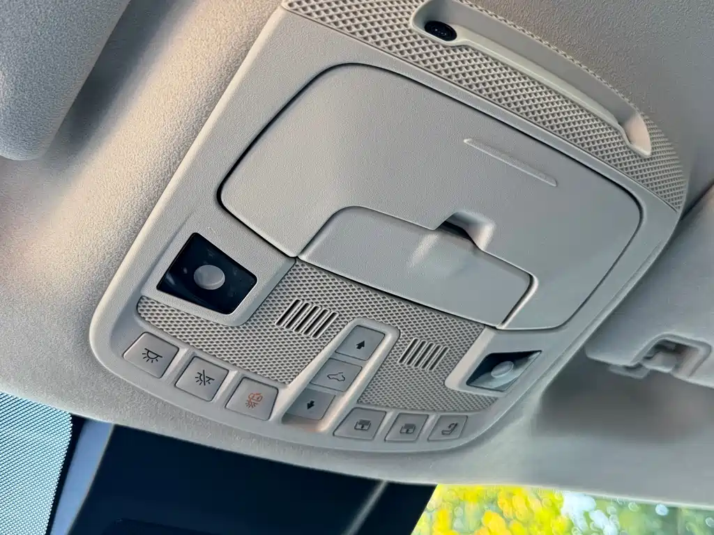 Lincoln Navigator 2019 — фото 18