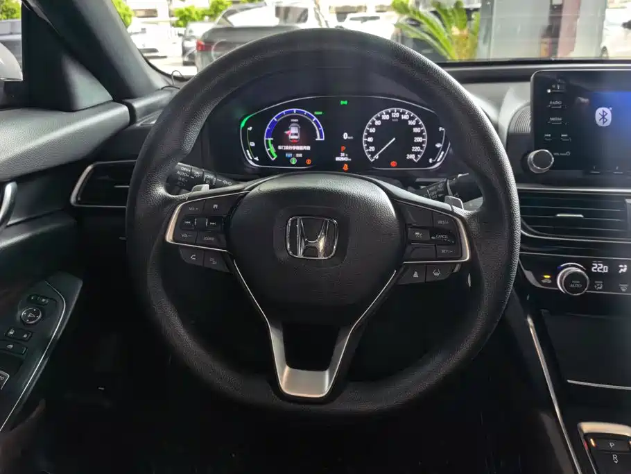 Honda Inspire 2022 — фото 15