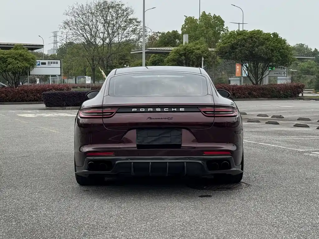 Porsche Panamera 2018 — фото 5