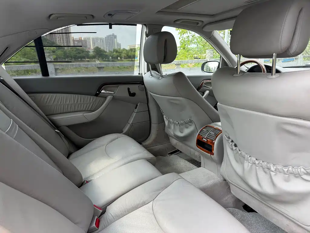Mercedes-Benz S-Class 2005 — фото 10