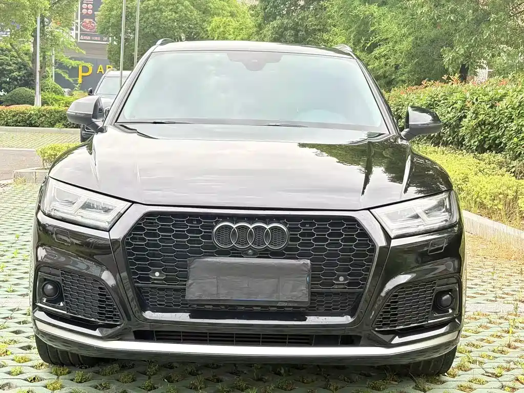 Audi Q5L 2020 — фото 3