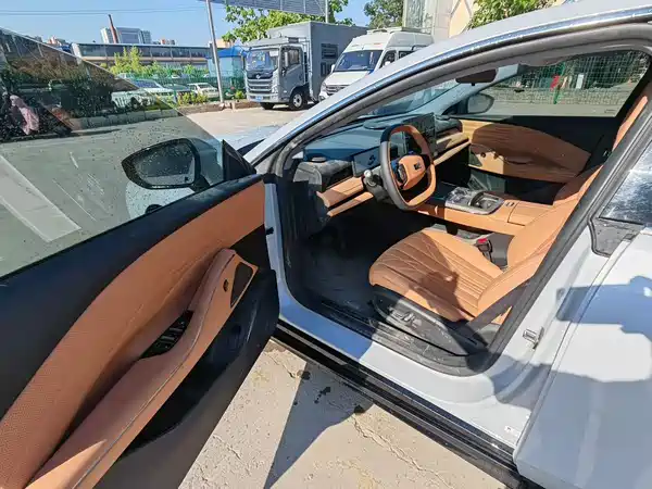 Geely Galaxy Starshine 8 2025