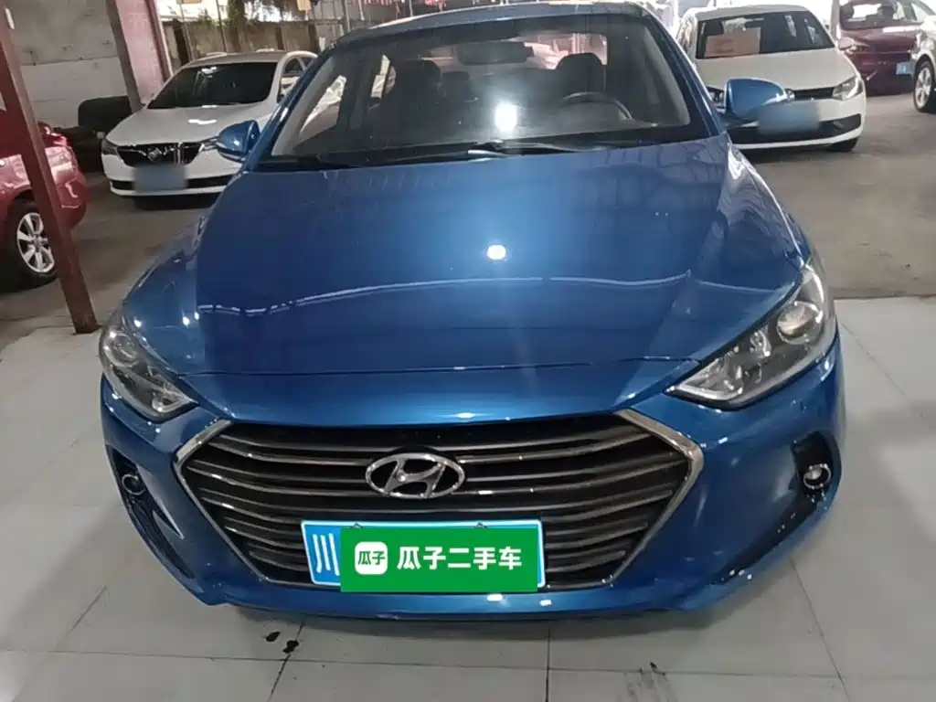 Hyundai Elantra 2018 — фото 3
