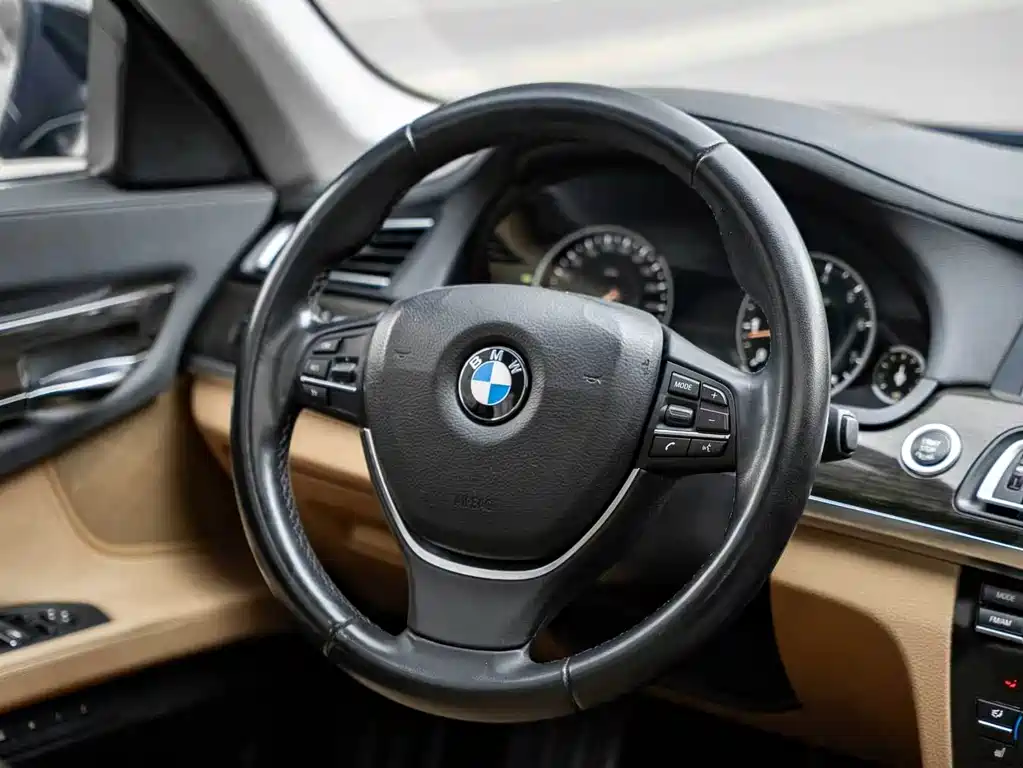BMW 7 Series 2014 — фото 5