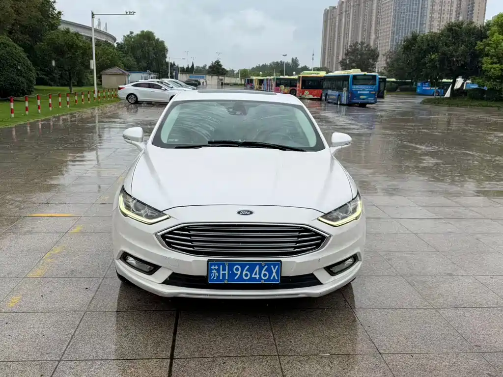 Ford Mondeo 2018 — фото 2
