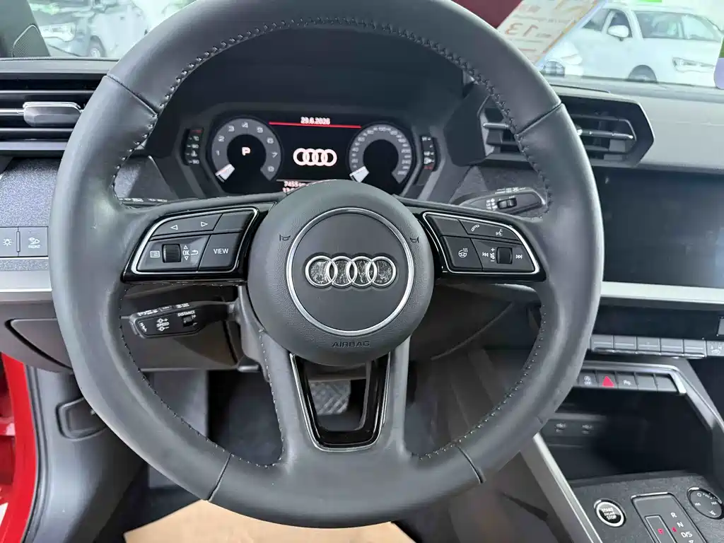 Audi A3 2022 — фото 19