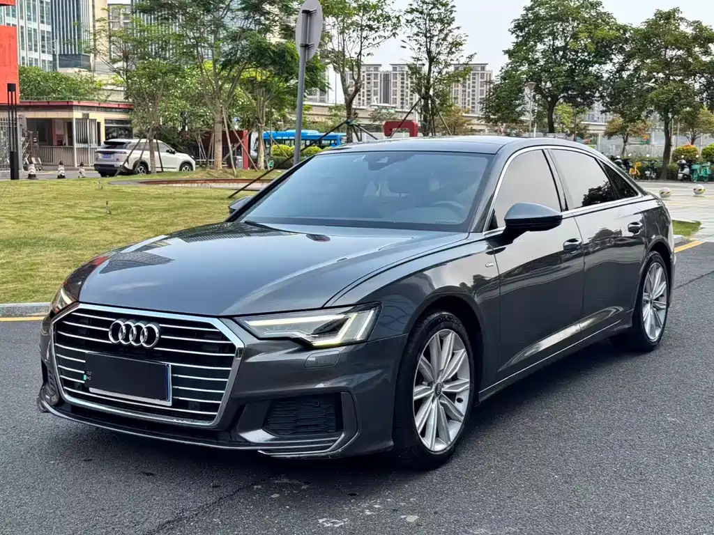 Audi A6L 2021 — фото 1