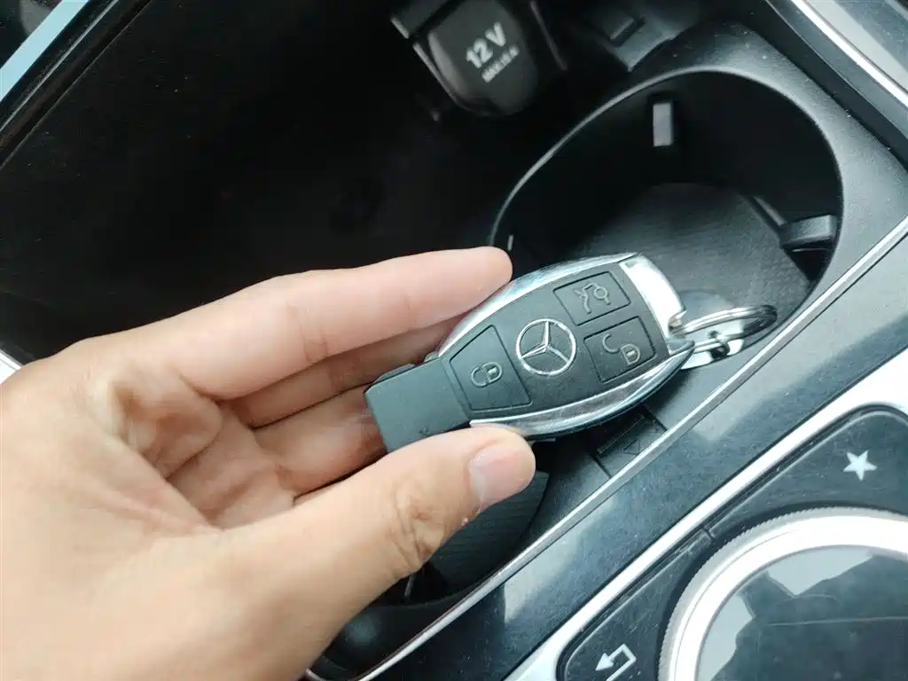 Mercedes-Benz GLC 2019 — фото 17