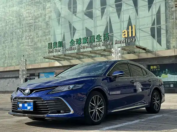 Toyota Camry 2023