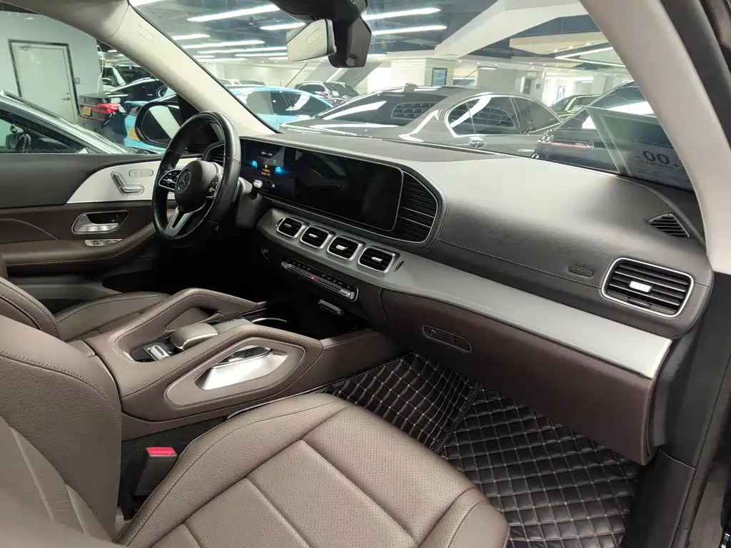 Mercedes-Benz GLE 2021 — фото 17