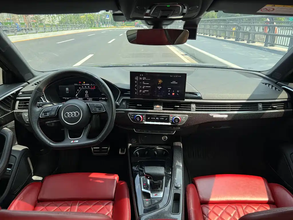 Audi S4 2024