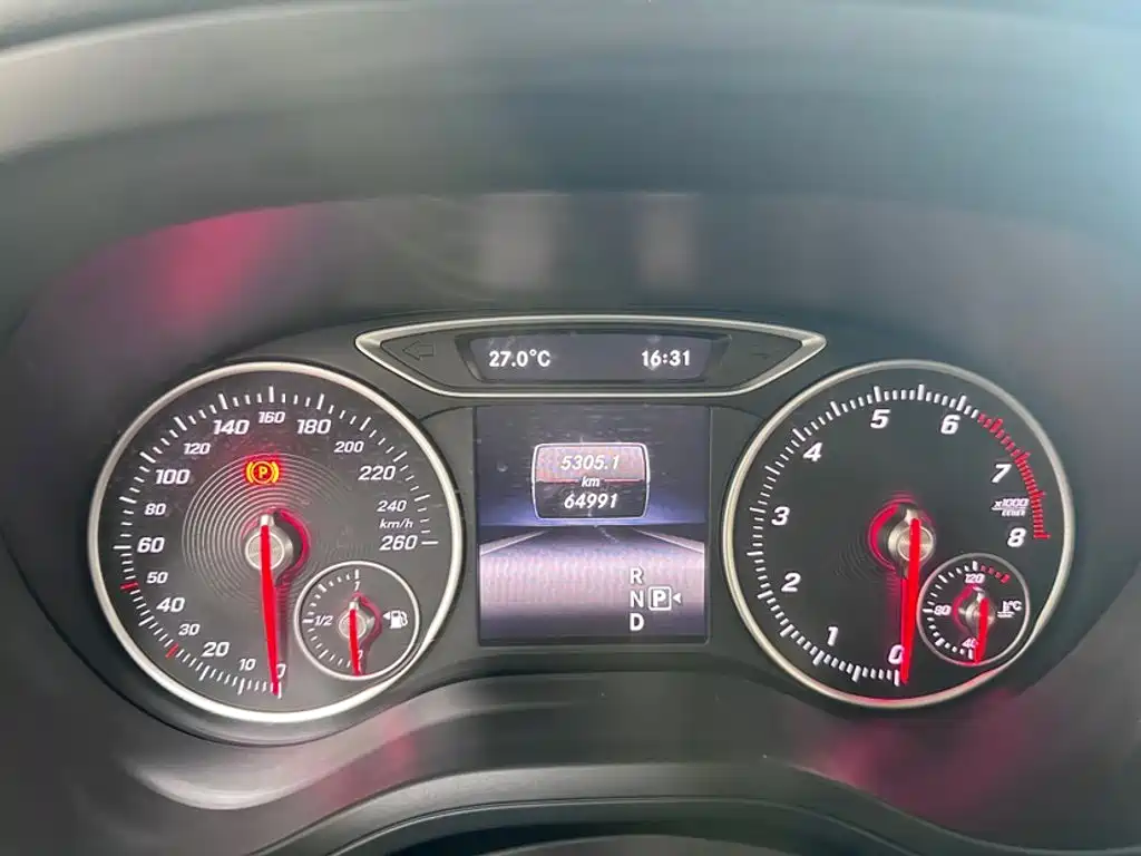 Mercedes-Benz B-Class 2015 — фото 3